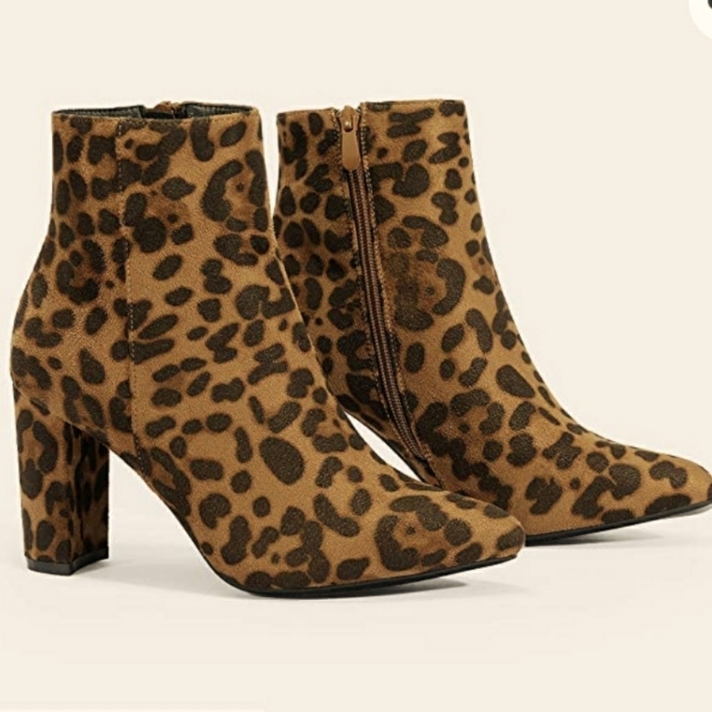 DREAM PAIRS Leopard Chunky High Heel Ankle Booties Size 10